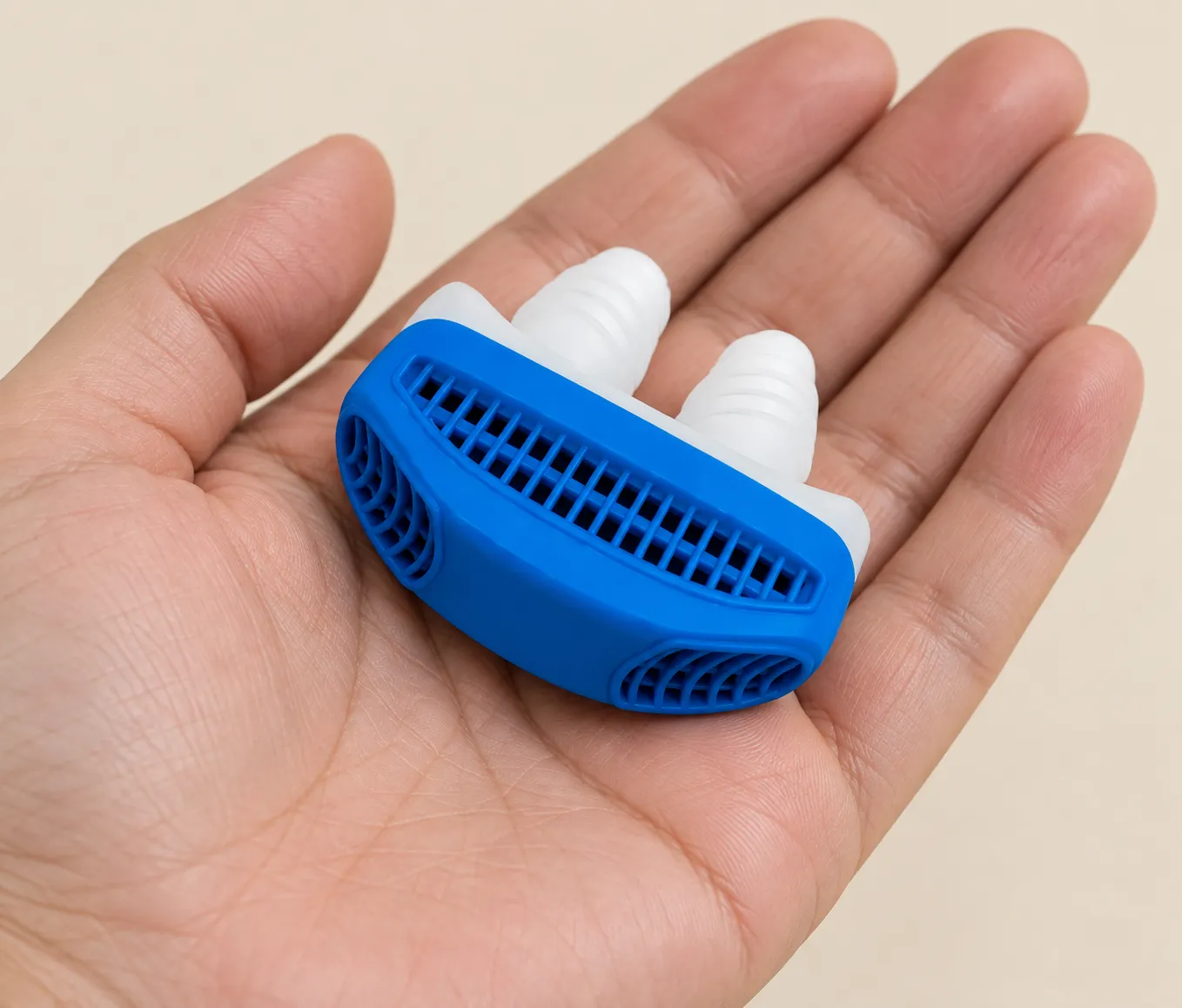Aerflow — the package held in a hand